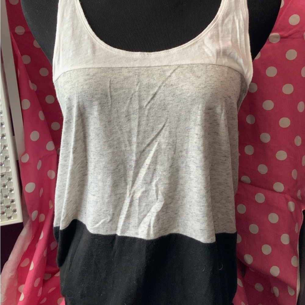 VICTORIA’S SECRET PINK black and white racerback tank M